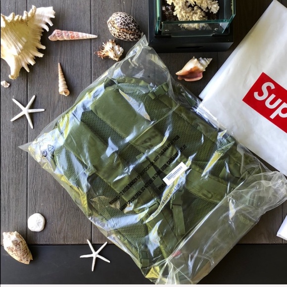 🔥🔥SUPREME- OLIVE BACKPACK🔥🔥 - Picture 6 of 8